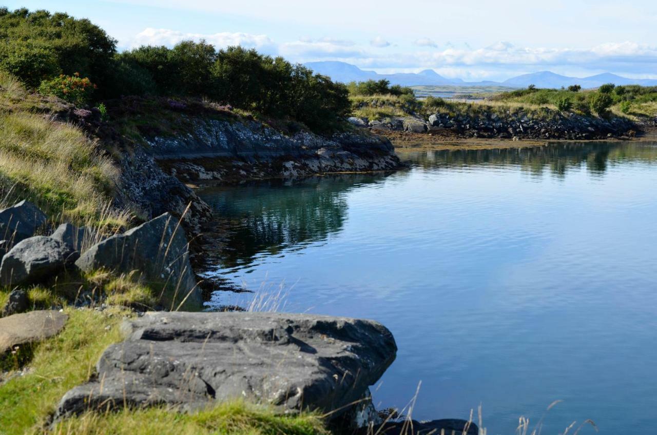 Craobh Marina Cottages Craobh Haven المظهر الخارجي الصورة